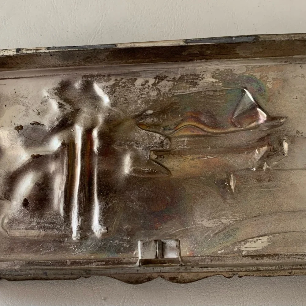 Oriental Pogoda metal trinket box